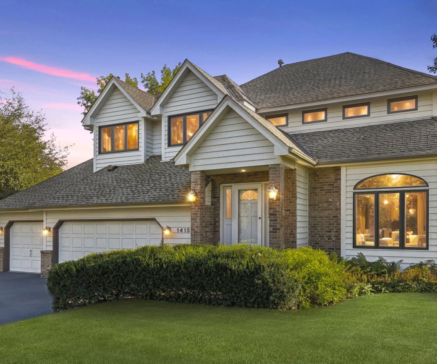 Lakeside Gem in Eden Prairie