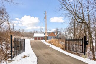 6820 French Lake Court, Faribault, MN - Gated Entrance