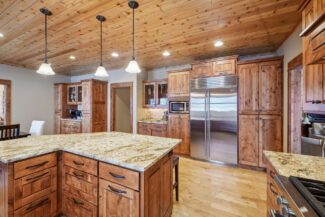 6820 French Lake Court, Faribault, MN - Sub-Zero Refrigerator