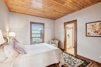 6820 French Lake Court, Faribault, MN - Main Floor Guest Bedroom
