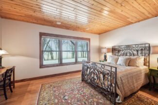 6820 French Lake Court, Faribault, MN - Walkout Level Guestroom