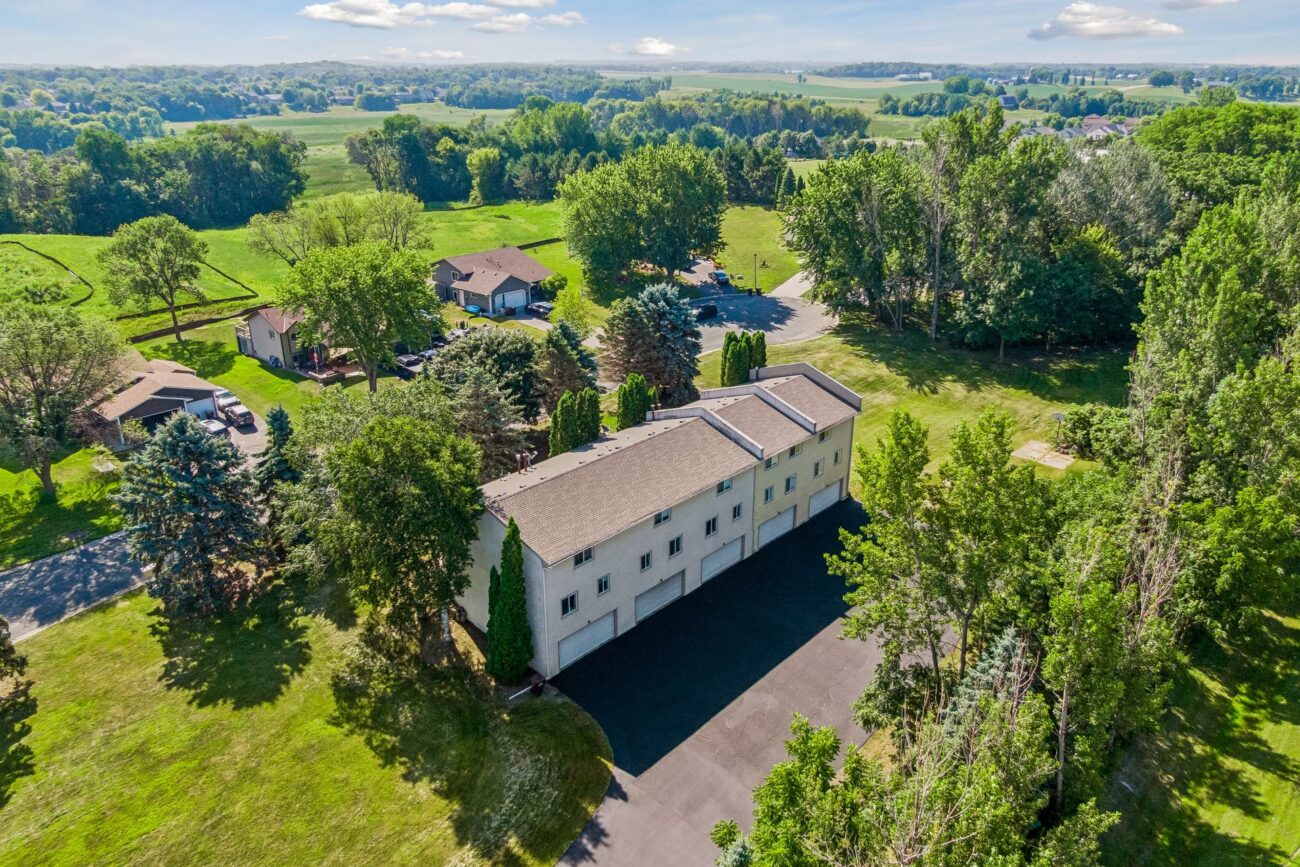 417 Hunter Drive, Watertown, MN 55388